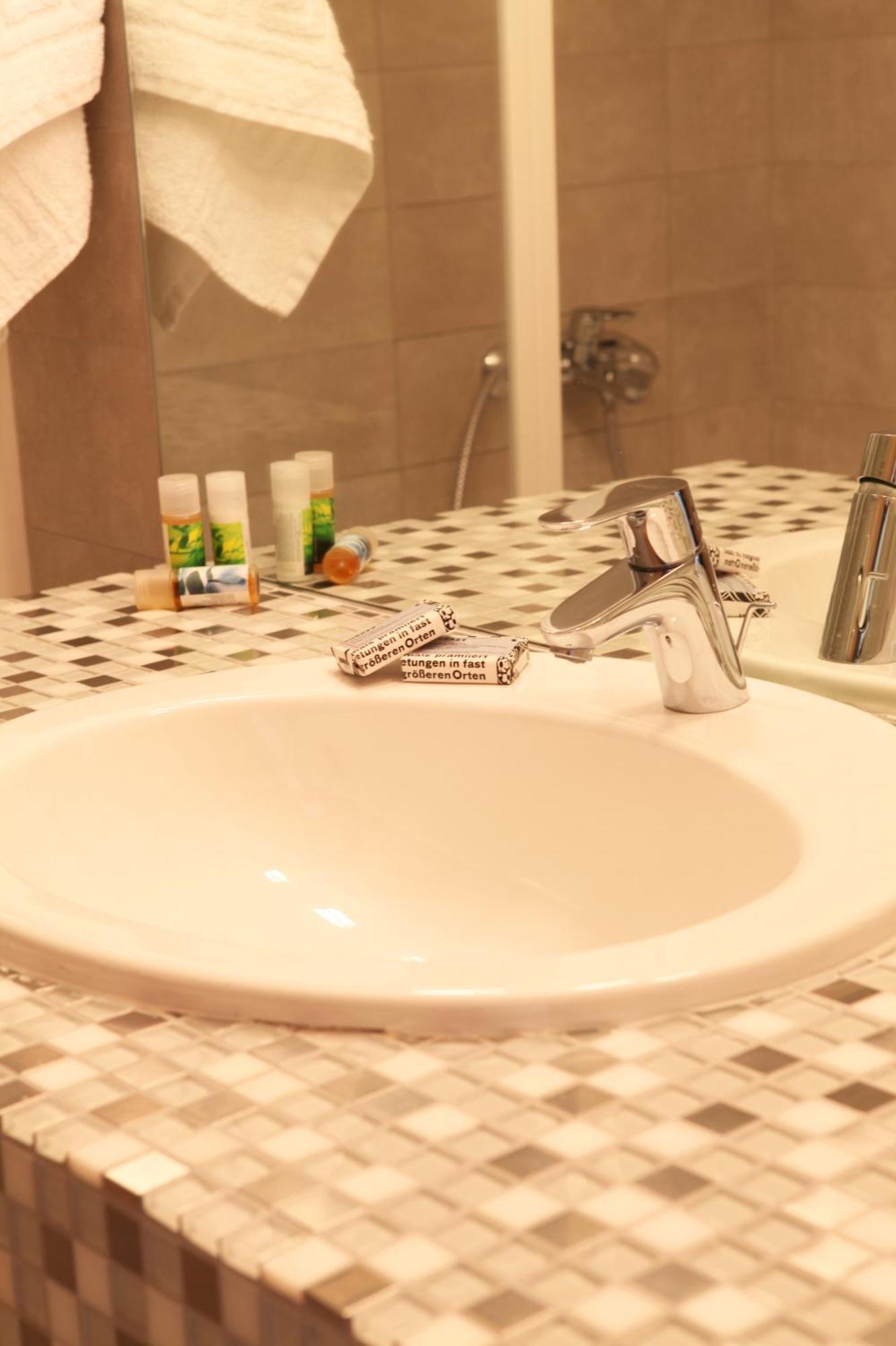 Hotel Alfa Vodina Dış mekan fotoğraf