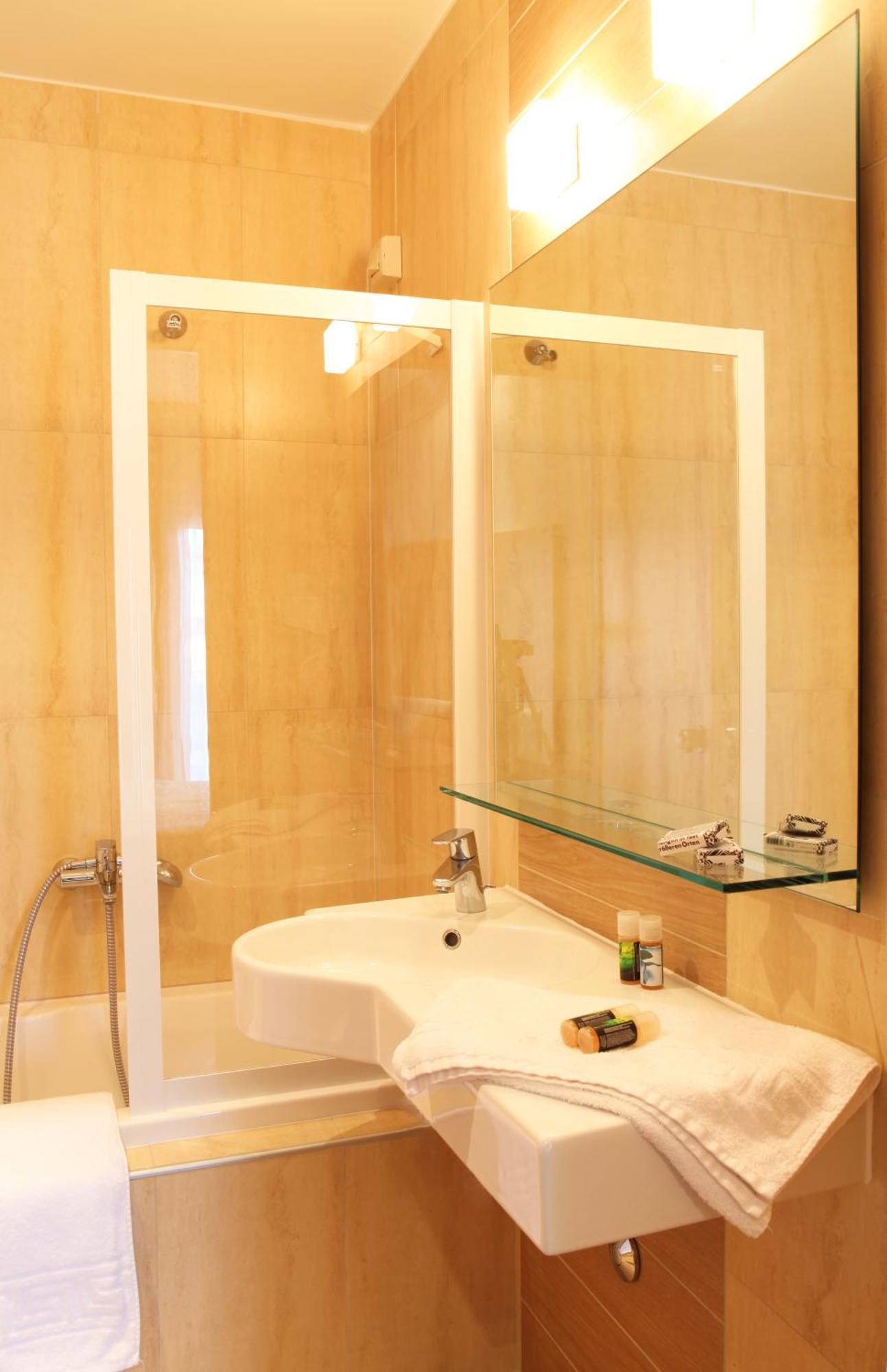 Hotel Alfa Vodina Dış mekan fotoğraf