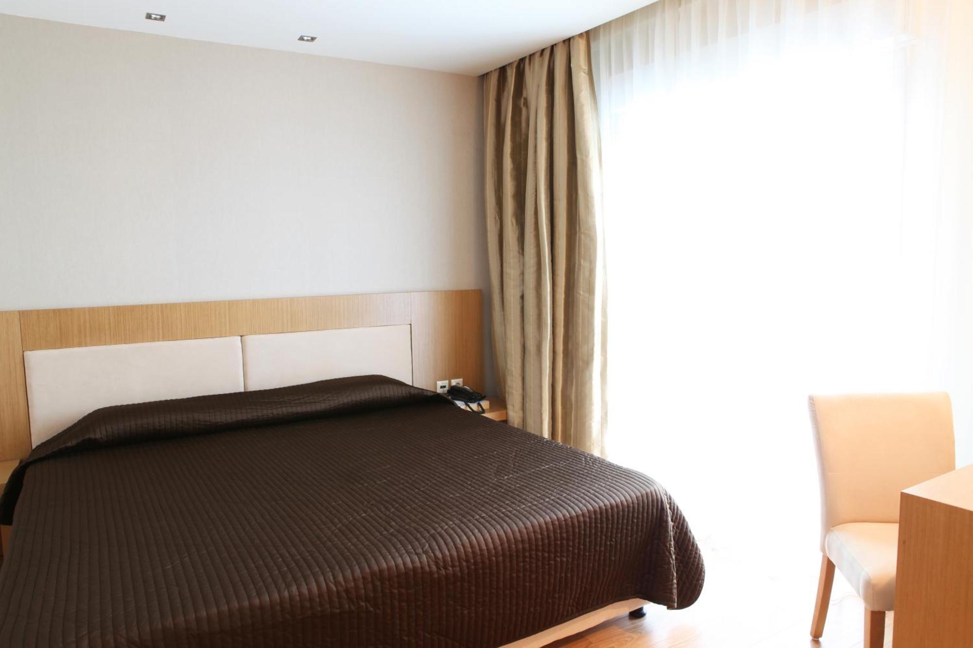 Hotel Alfa Vodina Dış mekan fotoğraf